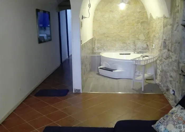 Giumbabulla Luxury House