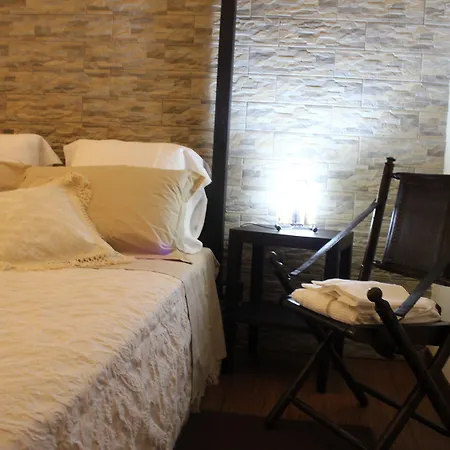 Giumbabulla Luxury House Bed and breakfast 3*