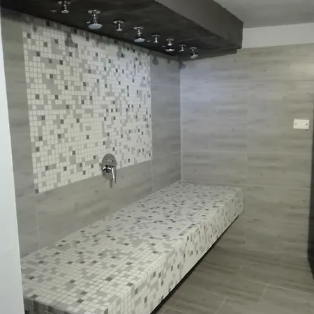 Bed & Breakfast Giumbabulla Luxury House
