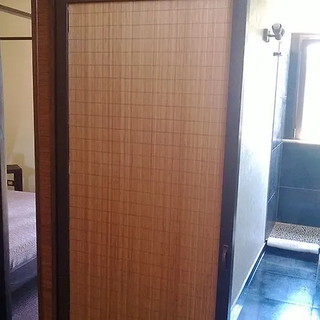 Giumbabulla Luxury House Bed & Breakfast 3*
