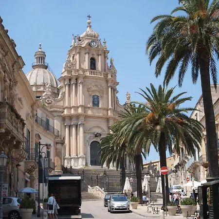Giumbabulla Luxury House 3* Ragusa